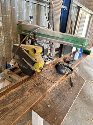 a picture of a workbench with a circular saw on top of it