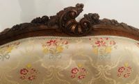 8860-1079 / X / Banquette de style louis XV en noyer, à déco… (photo 3)