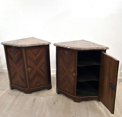 paire de tables d'appoint Art déco avec plateau en marbre, de style Louis XV