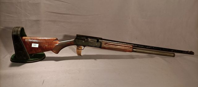 Catégorie B. Fusil Browning automatique 5. Calibre 12. Numéro de 