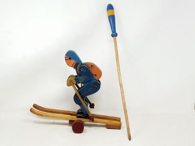 C.I.J. (Briare, vers 1930) jouet à pousser en bois laqué, fi…