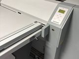 l'image d'une machine installée dans une pièce