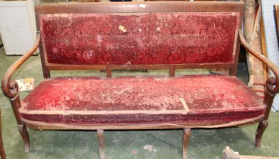 Deux canapés "crosse", Epoque Louis-Philippe en très mauvais…