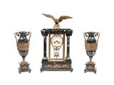 une photo représentant une horloge et deux vases sur fond blanc
