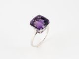 an amethorate and diamond ring set in white gold