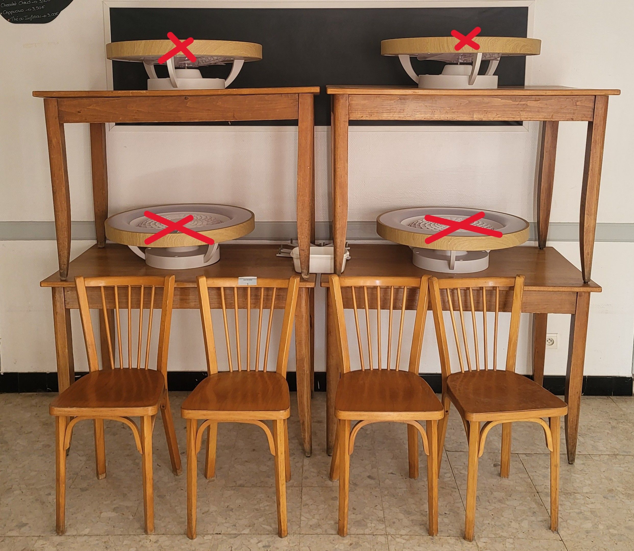 4 tables rectangulaires en hêtre