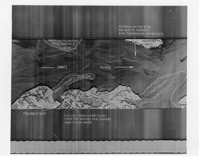 une vieille photo en noir et blanc représentant une carte de la région