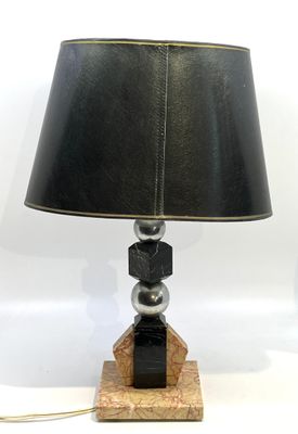 Pied de lampe en marbre beige et noir intercalé de boule en …