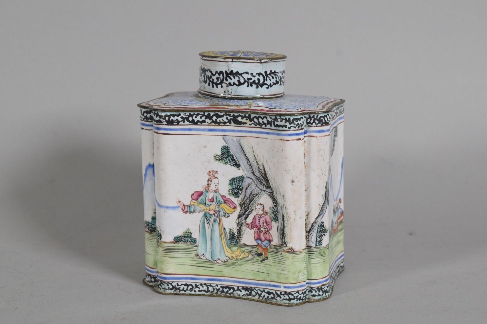 Objets d'art & Curiosités