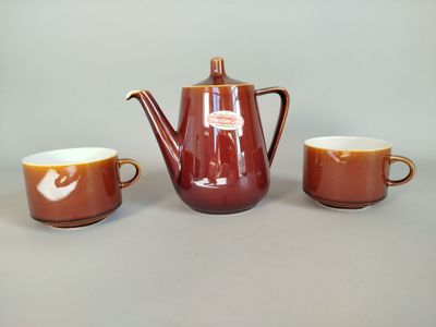 VILLEROY & BOCH : réunion d'une cafetière couverte et de deu…