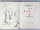 un livre ouvert sur lequel figure le dessin d'une personne dans un parc