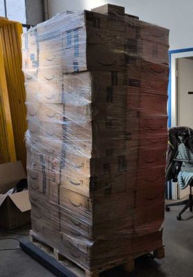 134 / 1 palette de 122 kg de colis Amazon // Produits … - Photo 1