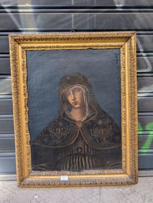 une image d'une peinture représentant une femme avec une couronne sur la tête