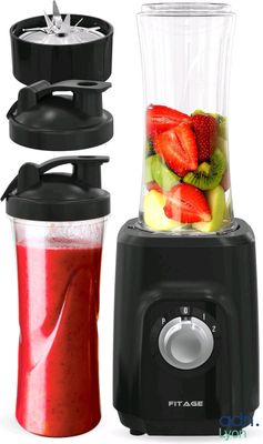 un mixeur dans lequel se trouve un mixeur contenant des fruits
