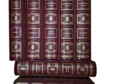 une pile de six livres empilés les uns sur les autres