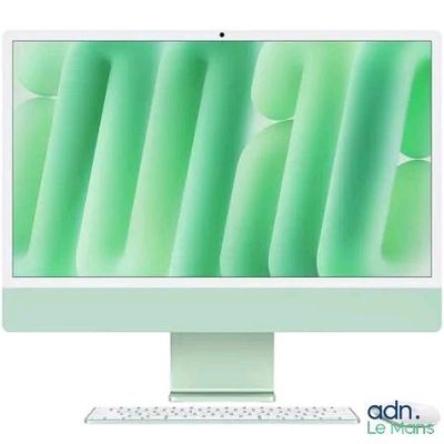 un écran d'ordinateur sur lequel sont posés un clavier et une souris