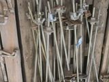 a bunch of tools that are on a pallet