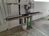 a machine that is sitting on a table in a room