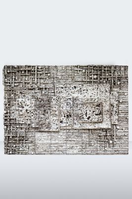 une image représentant un dessin en noir et blanc d'un mur de briques