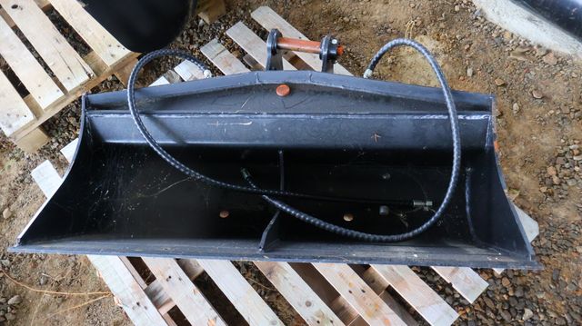 Godet inclinable hydraulique L1200mm pour mini-pelle 2,5t-3,5t, a...