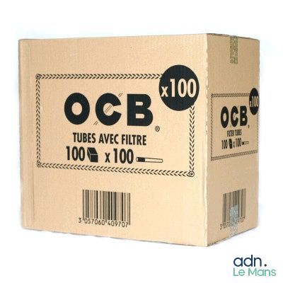 une boîte de tubes OCB posée sur une surface blanche