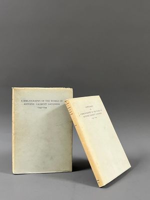 [Bibliographie. Sciences]. DUVEEN (Denis I.