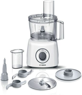 un robot ménager blanc équipé d'un mixeur et d'autres ustensiles de cuisine
