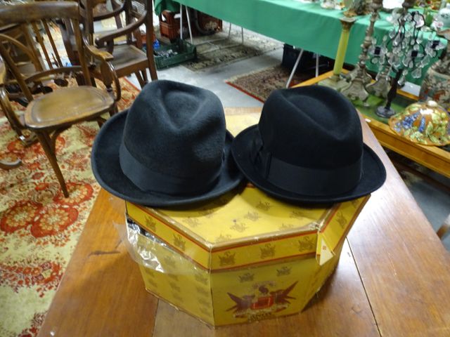 BIRKDALE Deluxe, Eatons of Canada, chapeau en feutre, joint un se...