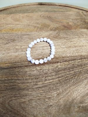 Lot de 45 Bracelets "Energie" en Howlite Blanche