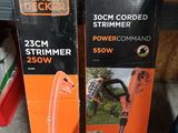 deux tondeuses filaires Black & Decker
