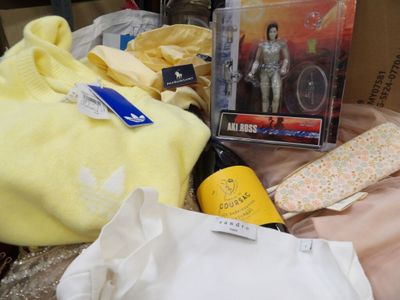 a lot of items that are sitting on a table