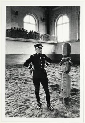 Helmut NEWTON (1920-2004). Le cadre noir de Saumur. - Photo 1