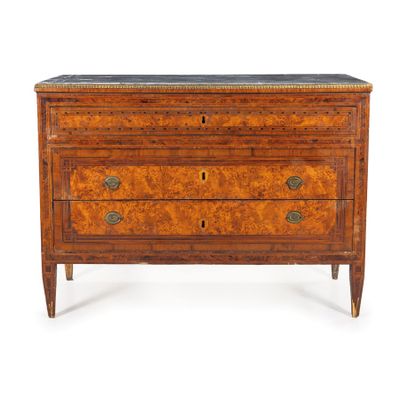 Commode PlaquÉE DE Divers Bois, DÉBut DU 19e SIÈCle