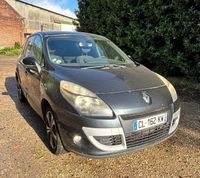 RENAULT MEGANE SCENIC - Genre : CTTE - Carrosserie : DERIV V… (photo 3)
