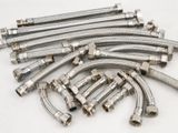 a lot of hoses that are on the table