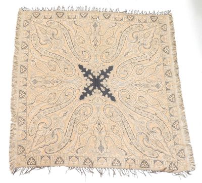 an image of a rug with a cross on the middle of it