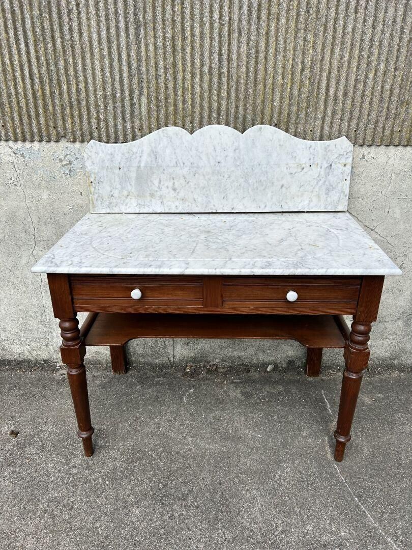 Meuble de toilette en pin dessus marbre ouvrant à 2 tiroirs …