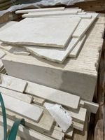 Palette de carrelage , en l’état (casse , …) . (photo 4)