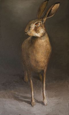 une peinture à l'huile représentant un lapin brun debout devant un fond sombre