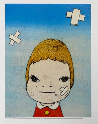 une photo d'un tableau représentant une petite fille avec des pansements sur le visage