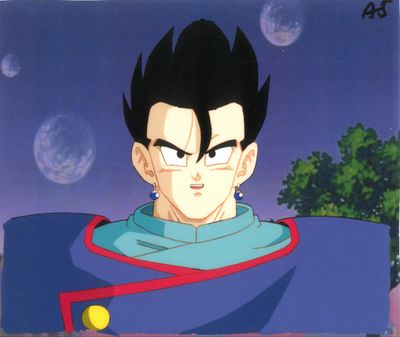 Gohan de Dragon Ball, vêtu d'une chemise bleue à col rouge et d'une cape bleue