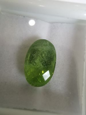 PERIDOT green Myanmar Birmanie ovale 12,3 x 8 4,51ct
