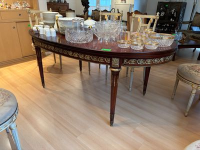 Importante table de salle à manger de style Louis XVI en acajou et pla - Photo 1