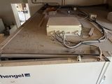 a machine that is sitting in the middle of a room