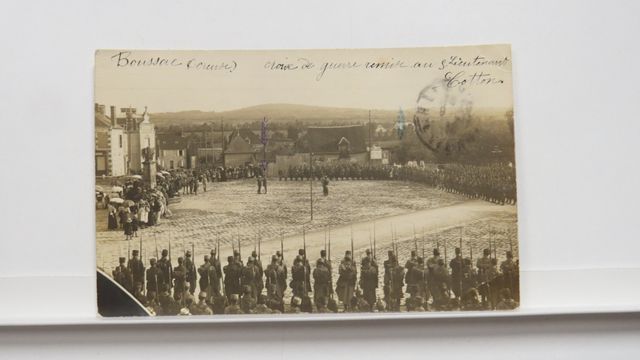 Boussac Croix de Guerre remise au Sous-Lieutenant Cotton le 13 se...