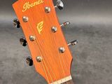a close up of a guitar neck with the frets on it