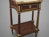 une table d'appoint de style ancien, avec un plateau en marbre et des finitions dorées