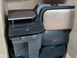 une boîte en carton contenant une imprimante