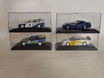MINICHAMPS : Lot de 4 miniatures en boîte d'origine comprena…