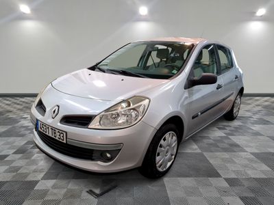 RENAULT - CLIO 1.2 16V 75 PACK AUTHENTIQUE - ES - Mise en service: 19/ - Photo 1